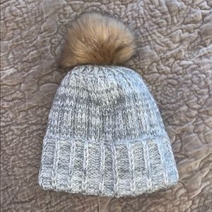 Forever 21 Pom Pom Beanie
